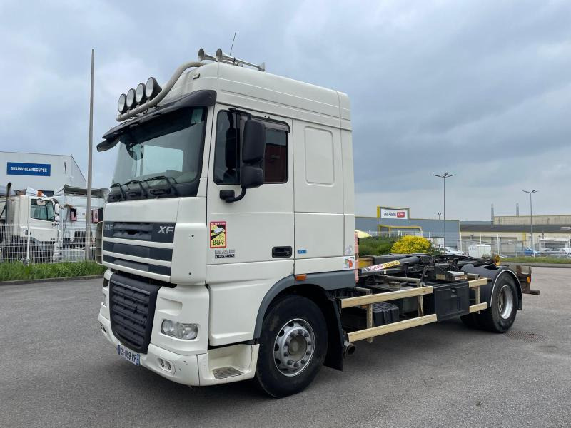 DAF XF105 460 - 吊钩升降车:图1 DAF XF105 460 - 吊钩升降车:图1