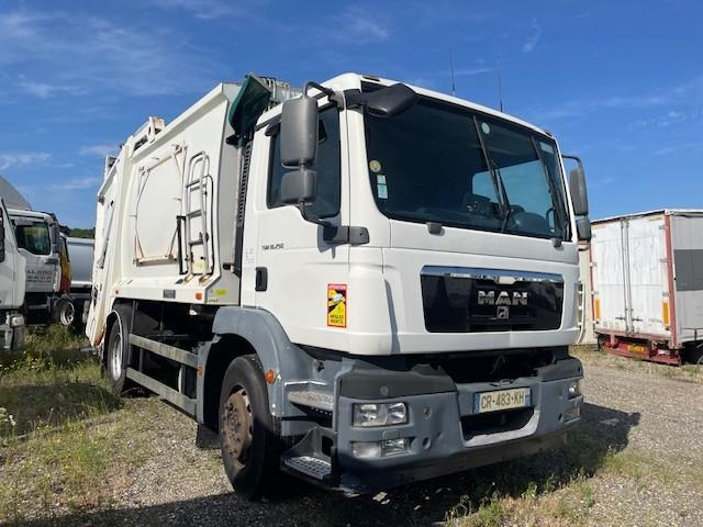 MAN TGM 18.250 - 垃圾车:图2 MAN TGM 18.250 - 垃圾车:图2