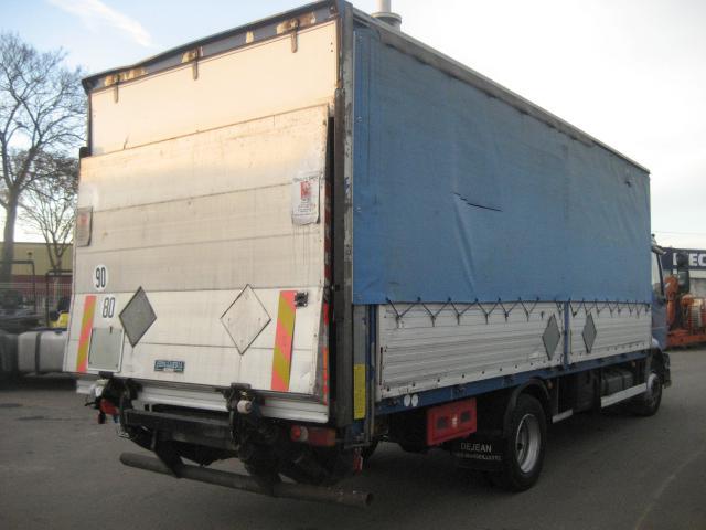 Renault Midlum 180 - 侧帘卡车:图3 Renault Midlum 180 - 侧帘卡车:图3