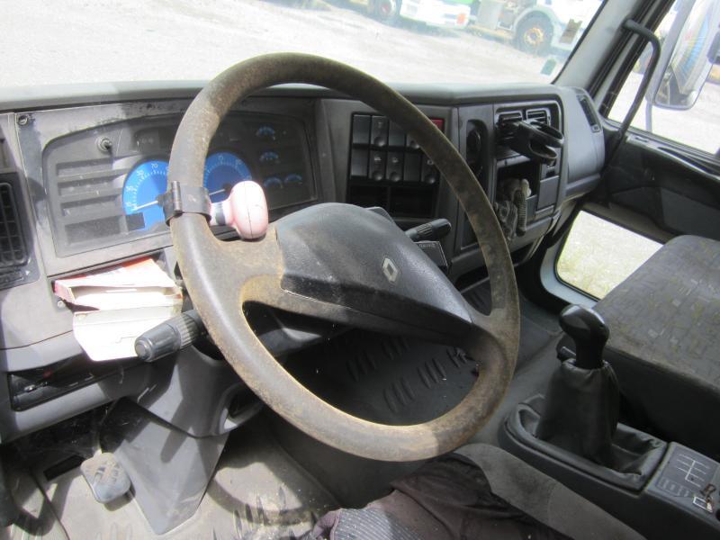 Renault Midlum 220 DCI - 厢式卡车:图4 Renault Midlum 220 DCI - 厢式卡车:图4
