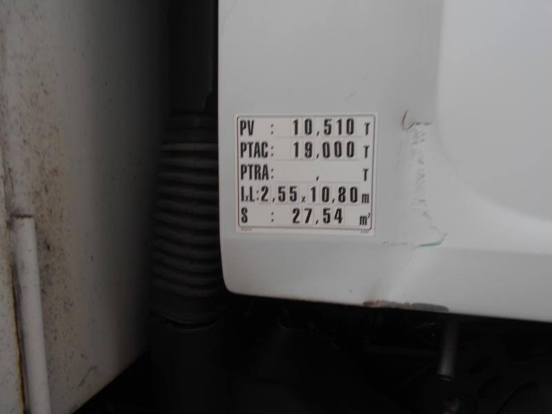 Renault Premium 280 DXI - 侧帘卡车:图4 Renault Premium 280 DXI - 侧帘卡车:图4