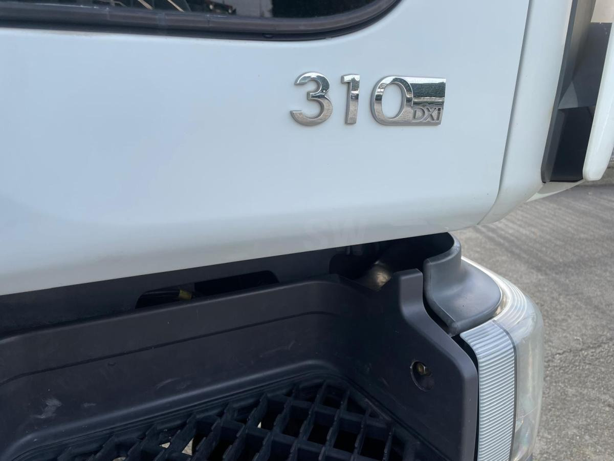 Renault Premium 310.19 DXI - 垃圾车:图2 Renault Premium 310.19 DXI - 垃圾车:图2