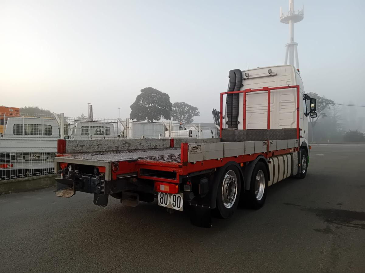 Volvo FH - 栏板式/ 平板卡车:图2 Volvo FH - 栏板式/ 平板卡车:图2