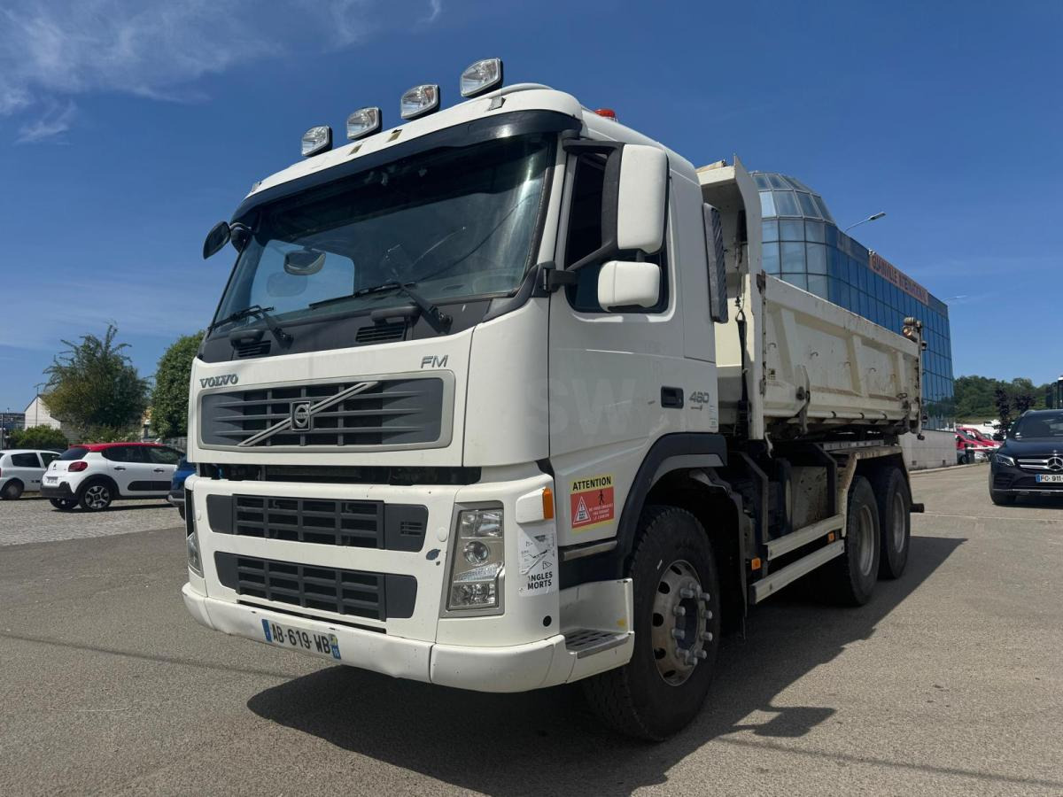 Volvo FM 460 - 翻斗车:图1 Volvo FM 460 - 翻斗车:图1