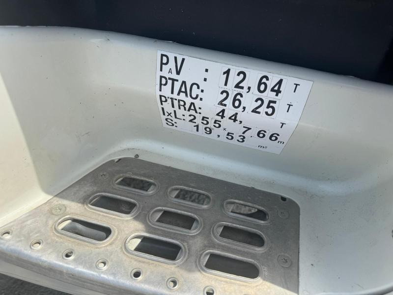 Volvo FM 460 - 翻斗车:图4 Volvo FM 460 - 翻斗车:图4