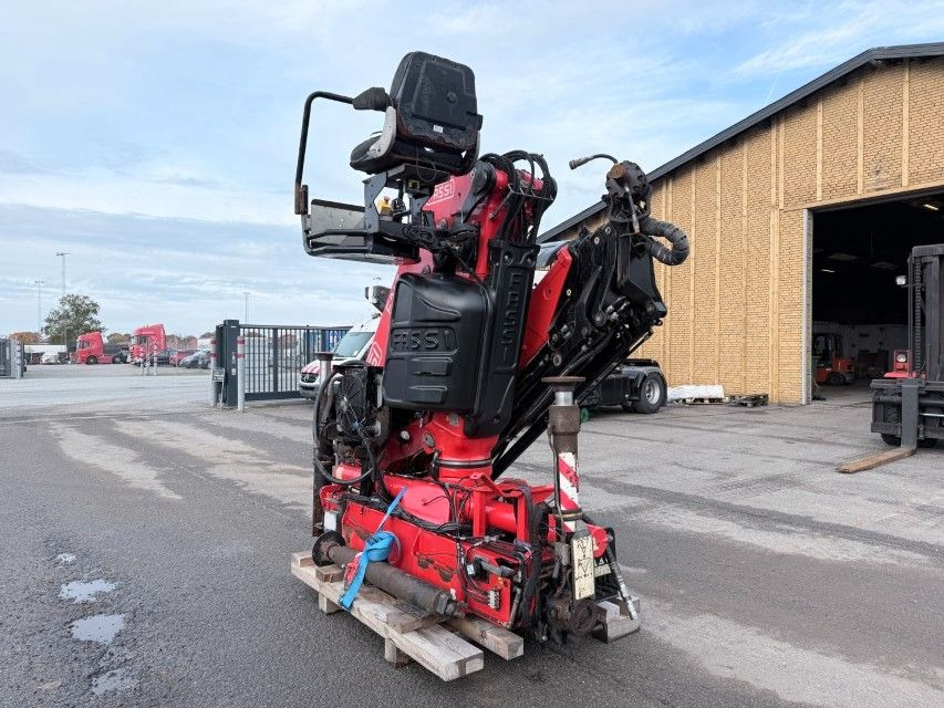 Fassi F245A.2.25 E-Dynamic Radio Remote / Crane - 起重车:图3 Fassi F245A.2.25 E-Dynamic Radio Remote / Crane - 起重车:图3