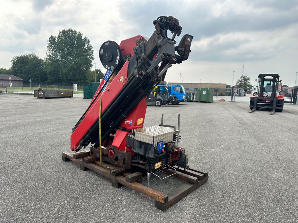 HMF 2120 K4 Radio Remote / Crane / Kran HMF 2120 K4 Radio Remote / Crane / Kran - 装载起重机:图3 HMF 2120 K4 Radio Remote / Crane / Kran HMF 2120 K4 Radio Remote / Crane / Kran - 装载起重机:图3