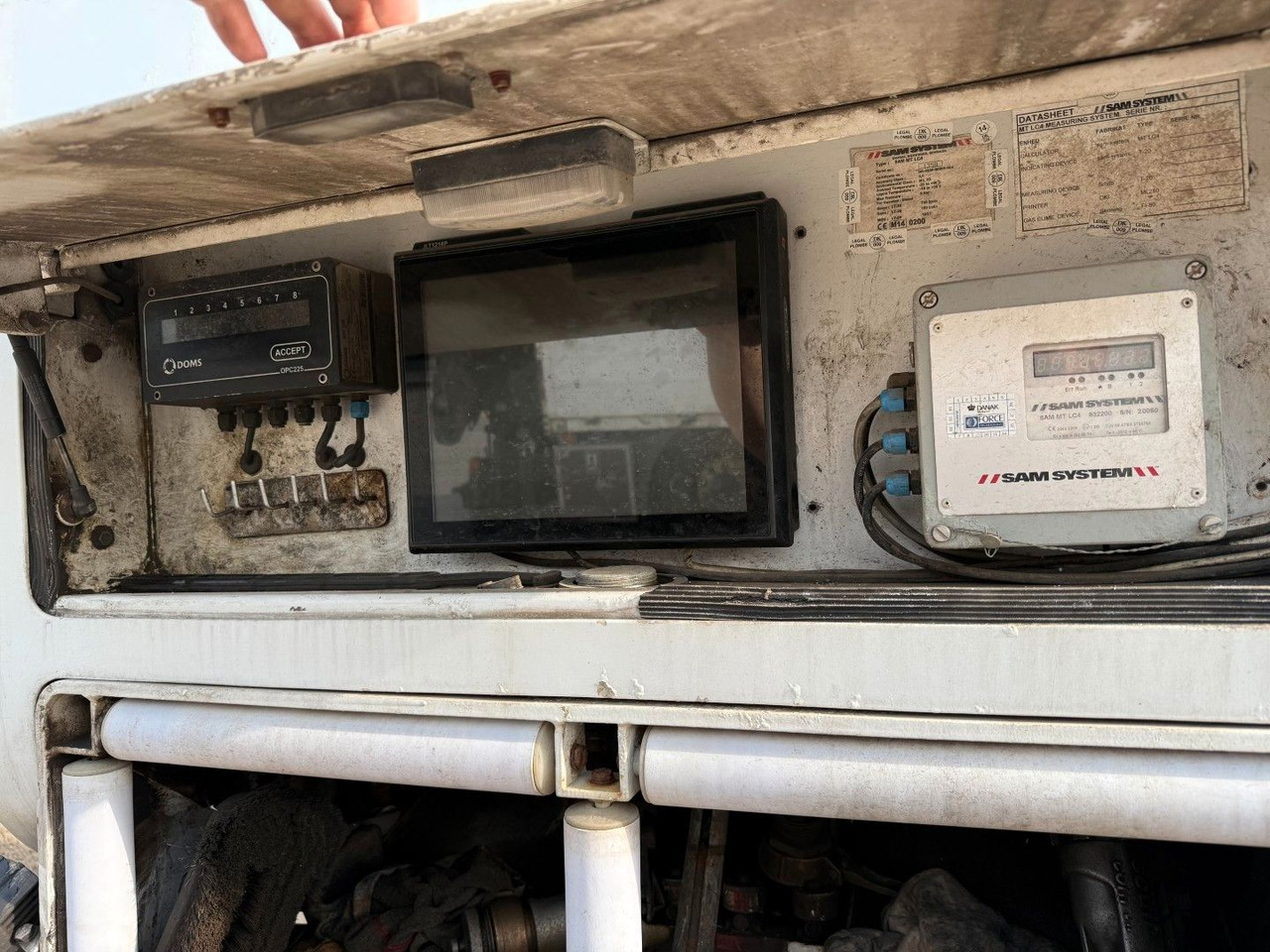 罐车 HMK Bilcon 23.800 L ADR Tank：图6