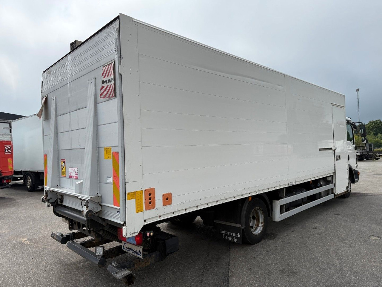 MAN TGL 12.220 4x2 Euro 6 Koffer - 厢式卡车:图3 MAN TGL 12.220 4x2 Euro 6 Koffer - 厢式卡车:图3