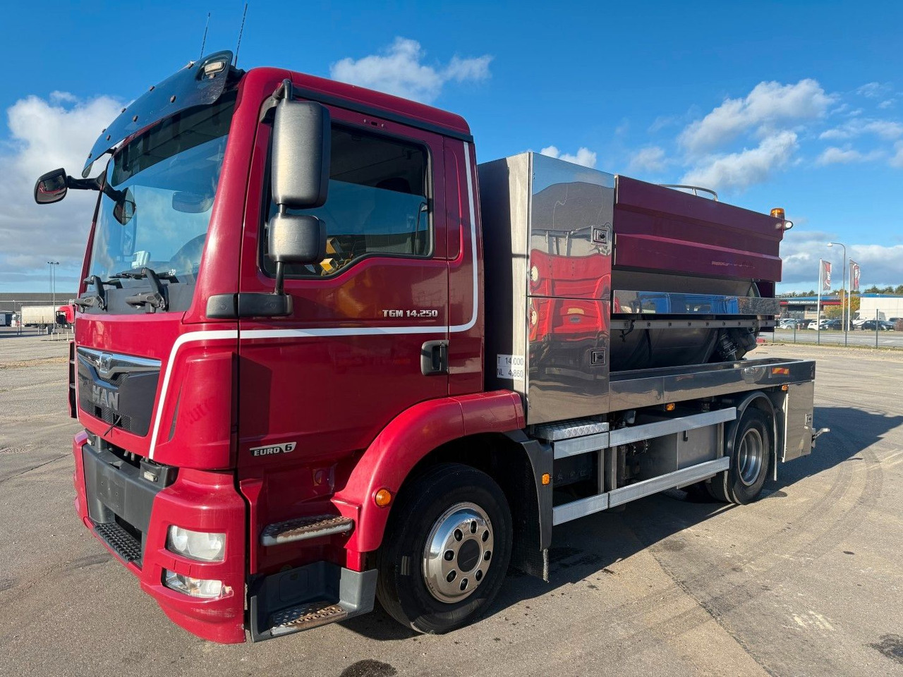 MAN TGM 14.250 VM-Tarm Stainless Steel 5600 l. Kombi - 真空车:图1 MAN TGM 14.250 VM-Tarm Stainless Steel 5600 l. Kombi - 真空车:图1