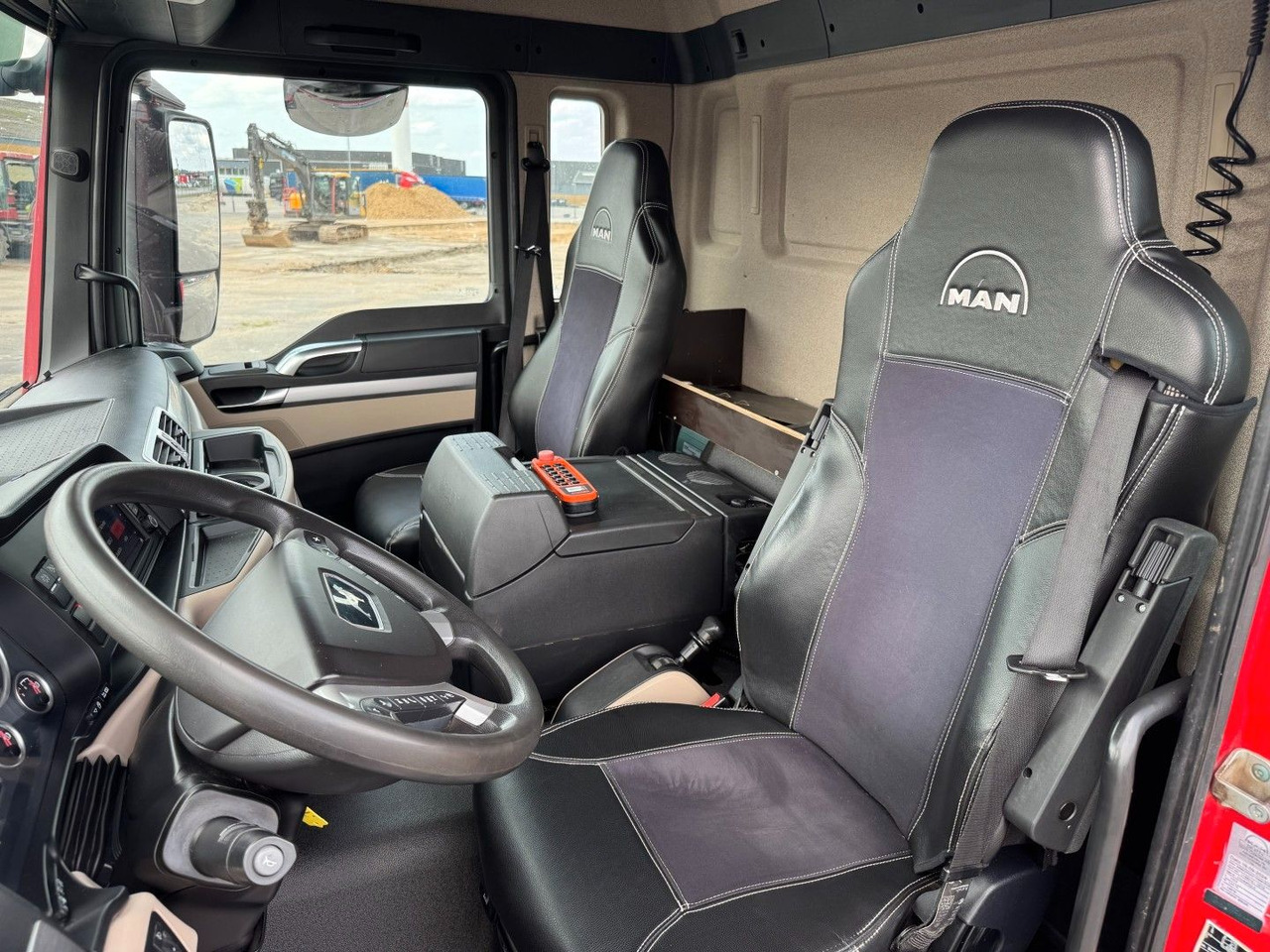 MAN TGS 26.360 6x4H4 Hydrodrive Wiedemann - 真空车:图5 MAN TGS 26.360 6x4H4 Hydrodrive Wiedemann - 真空车:图5