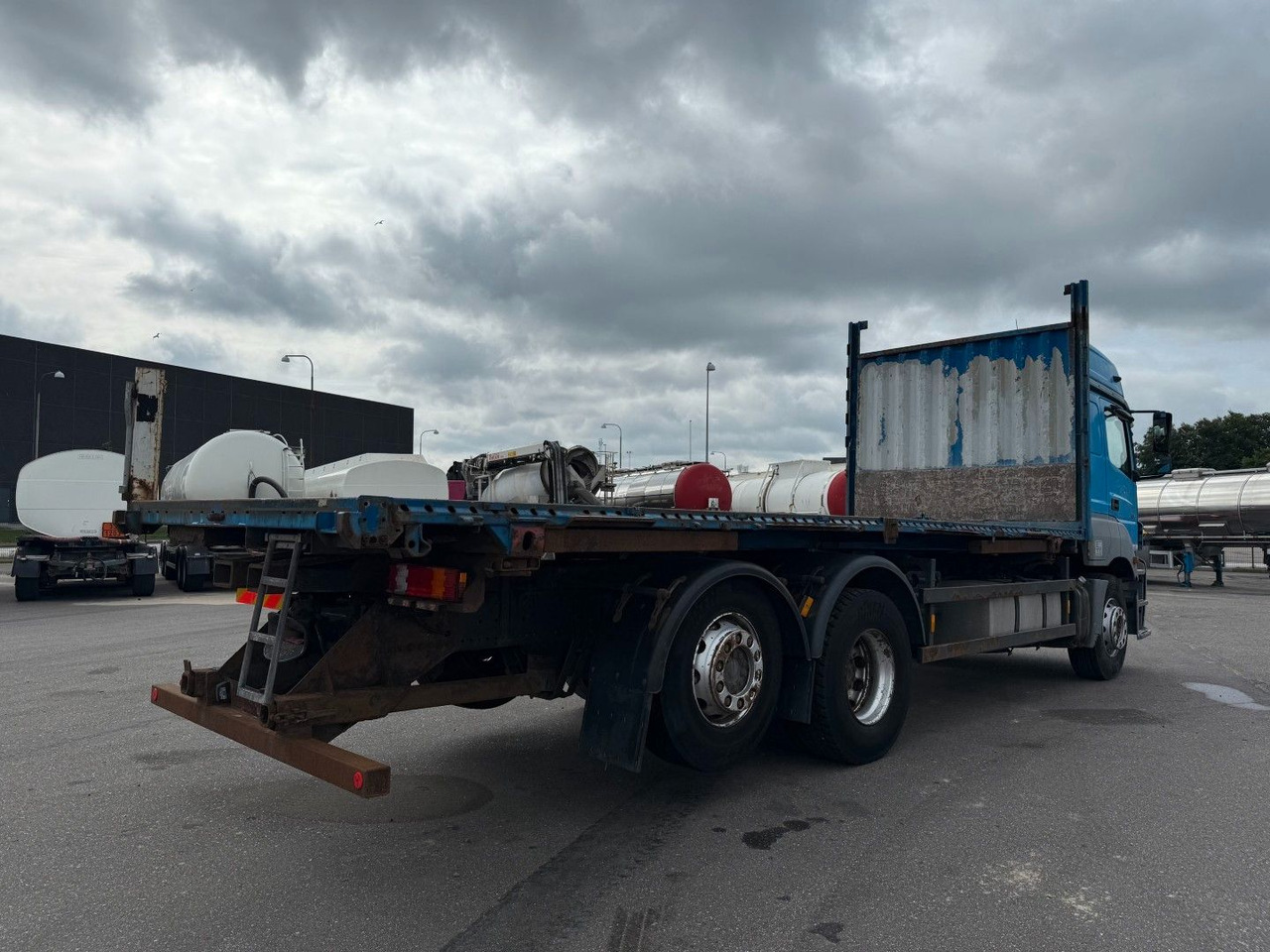 Mercedes-Benz Axor 2536 L 6x2 Euro 5 BDF / Platform - 栏板式/ 平板卡车:图3 Mercedes-Benz Axor 2536 L 6x2 Euro 5 BDF / Platform - 栏板式/ 平板卡车:图3