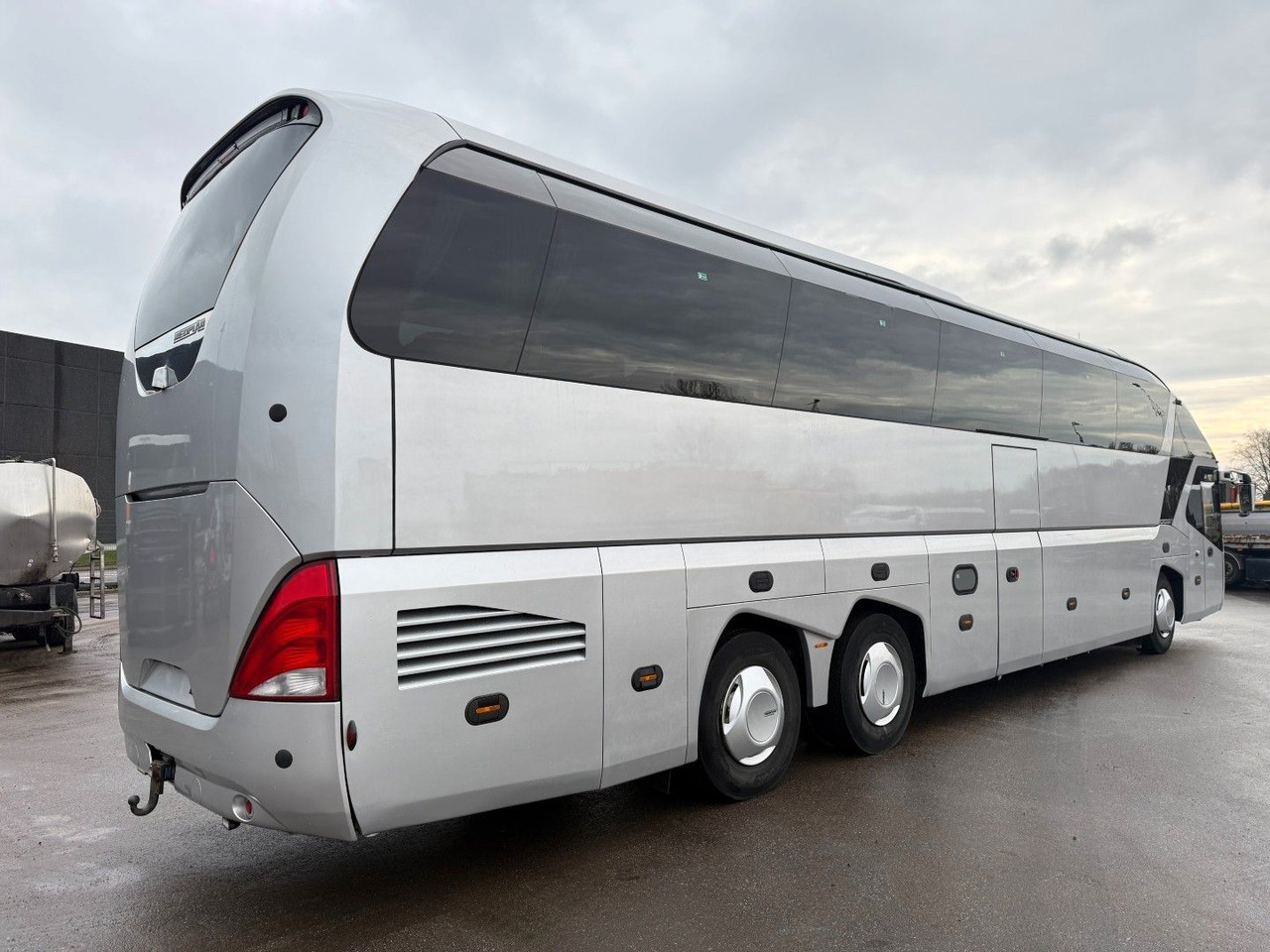 Neoplan Starliner N 5218 Euro 6 - 长途客车:图3 Neoplan Starliner N 5218 Euro 6 - 长途客车:图3