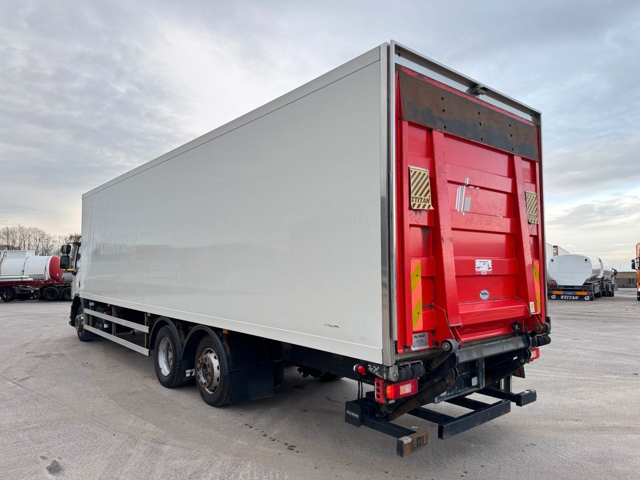 Volvo FE320 6x2*4 Frigoblock FK25SL 9.9 m Frigobox - 冷藏车:图4 Volvo FE320 6x2*4 Frigoblock FK25SL 9.9 m Frigobox - 冷藏车:图4