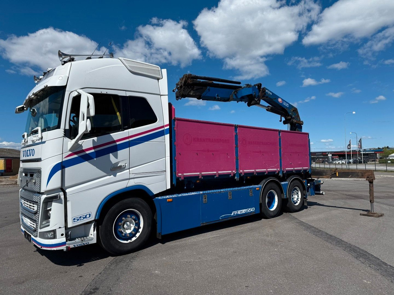 Volvo FH 16.550 6x24 / Crane HMF 3220K4 Euro 6 - 起重车:图2 Volvo FH 16.550 6x24 / Crane HMF 3220K4 Euro 6 - 起重车:图2