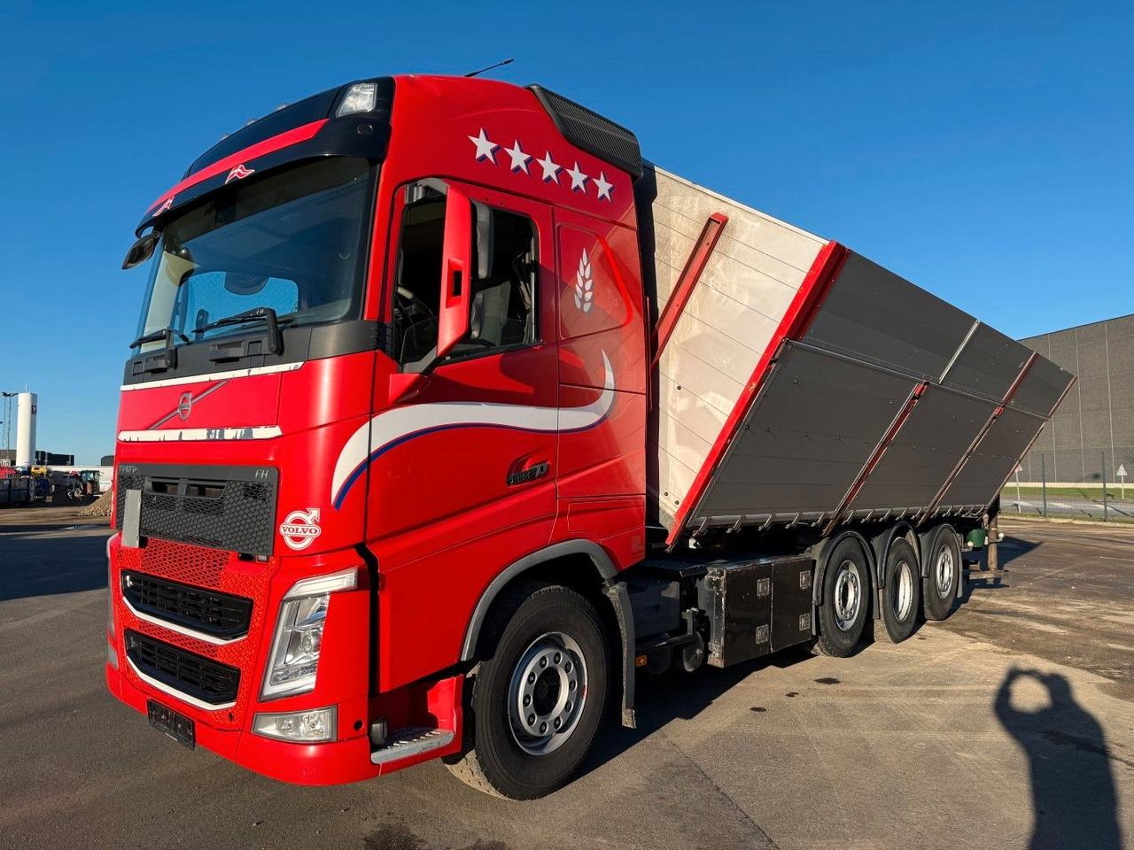 Volvo FH 500 8x2*6 Tipper / Kran / Crane / HMF 2120 - 起重车:图5 Volvo FH 500 8x2*6 Tipper / Kran / Crane / HMF 2120 - 起重车:图5