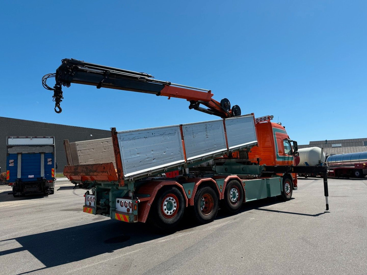 Volvo FM500 8x2*6 Crane HMF 2620 K5 Pendel Tipper - 起重车:图3 Volvo FM500 8x2*6 Crane HMF 2620 K5 Pendel Tipper - 起重车:图3