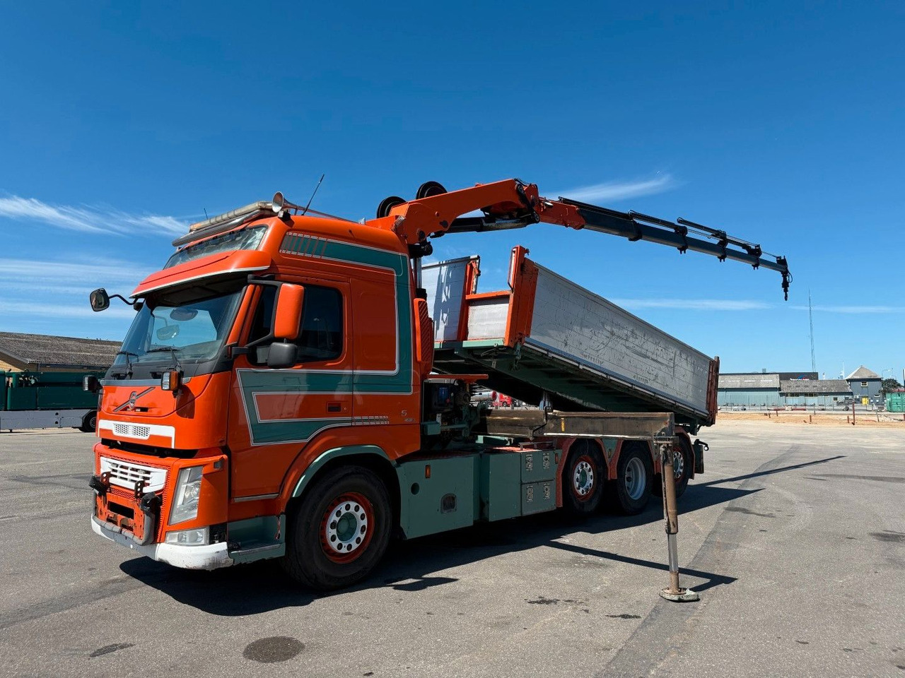 Volvo FM500 8x2*6 Crane HMF 2620 K5 Pendel Tipper - 起重车:图1 Volvo FM500 8x2*6 Crane HMF 2620 K5 Pendel Tipper - 起重车:图1