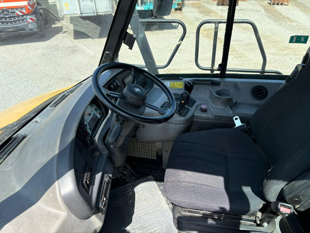 Caterpillar 730 - 铰接式自卸车:图5 Caterpillar 730 - 铰接式自卸车:图5