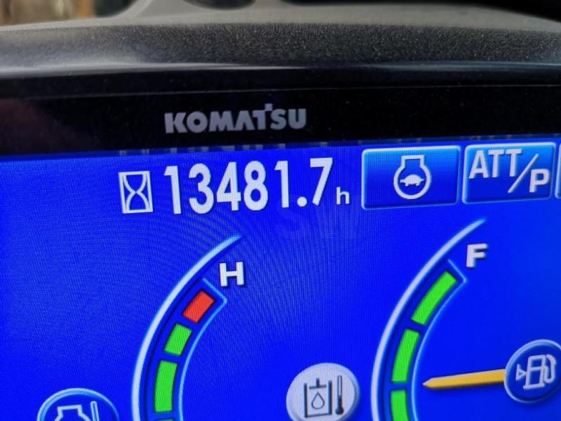 履带式挖掘机 Komatsu PC490LC-10：图6