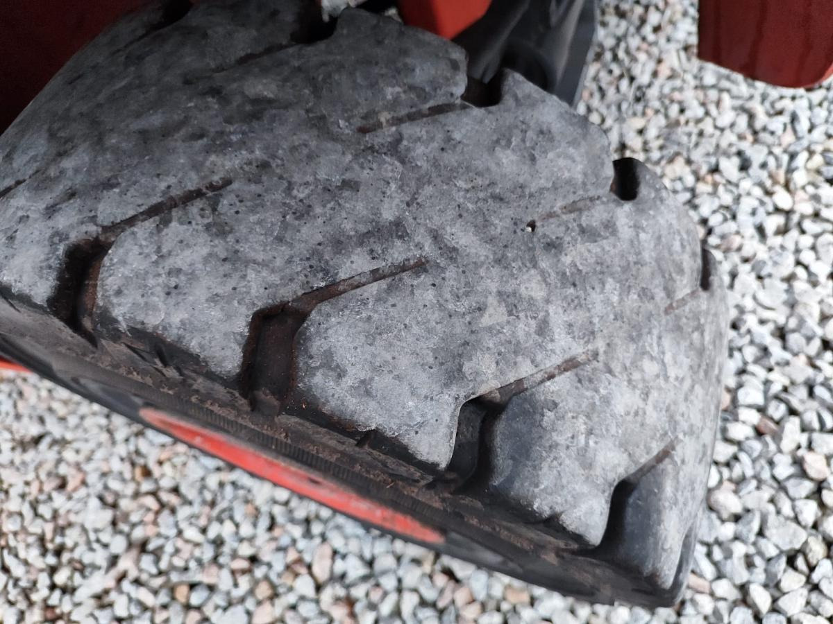 柴油叉车 Linde H35D:图8 柴油叉车 Linde H35D:图8