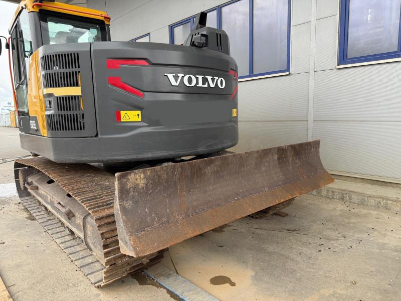 Volvo ECR235EL - 履带式挖掘机:图1 Volvo ECR235EL - 履带式挖掘机:图1