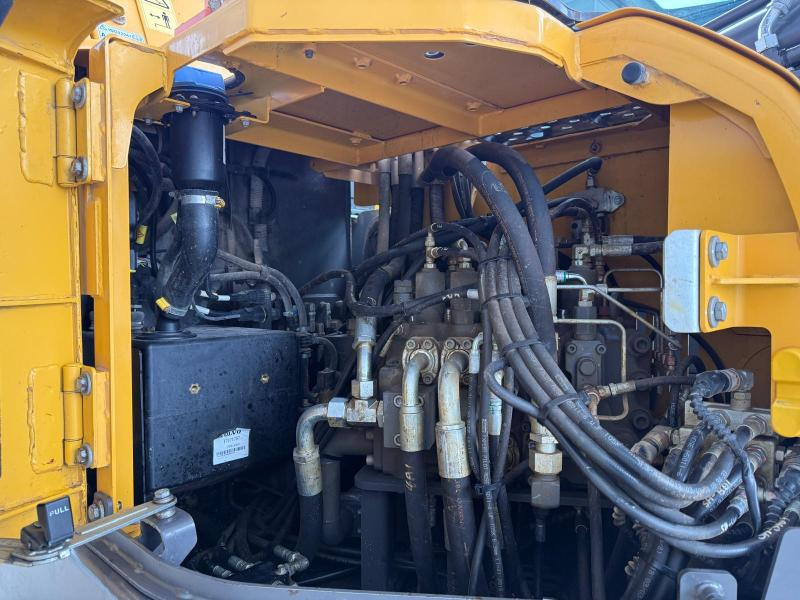 Volvo ECR235EL - 履带式挖掘机:图5 Volvo ECR235EL - 履带式挖掘机:图5