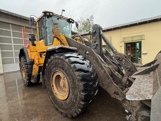 Volvo L180H - 轮式装载机:图3 Volvo L180H - 轮式装载机:图3