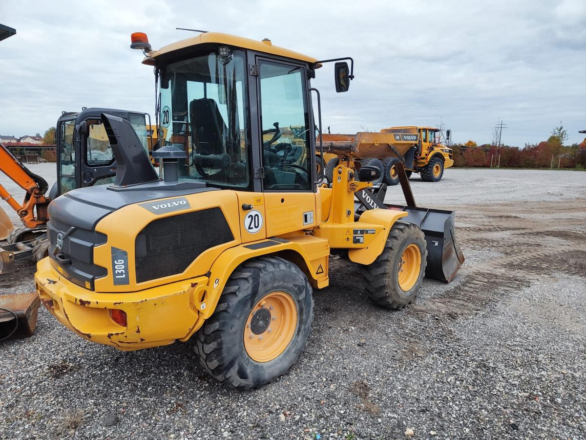 Volvo L30G - 轮式装载机:图2 Volvo L30G - 轮式装载机:图2