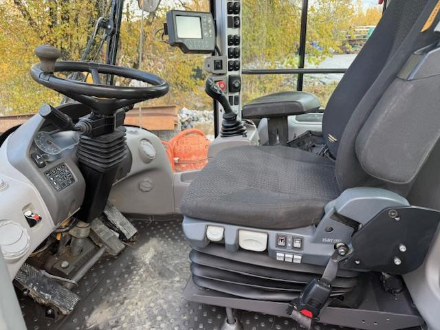 Volvo L90H - 轮式装载机:图5 Volvo L90H - 轮式装载机:图5