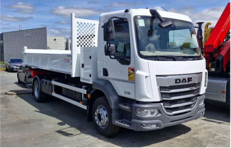 DAF XB 260 FA - 翻斗车:图1 DAF XB 260 FA - 翻斗车:图1
