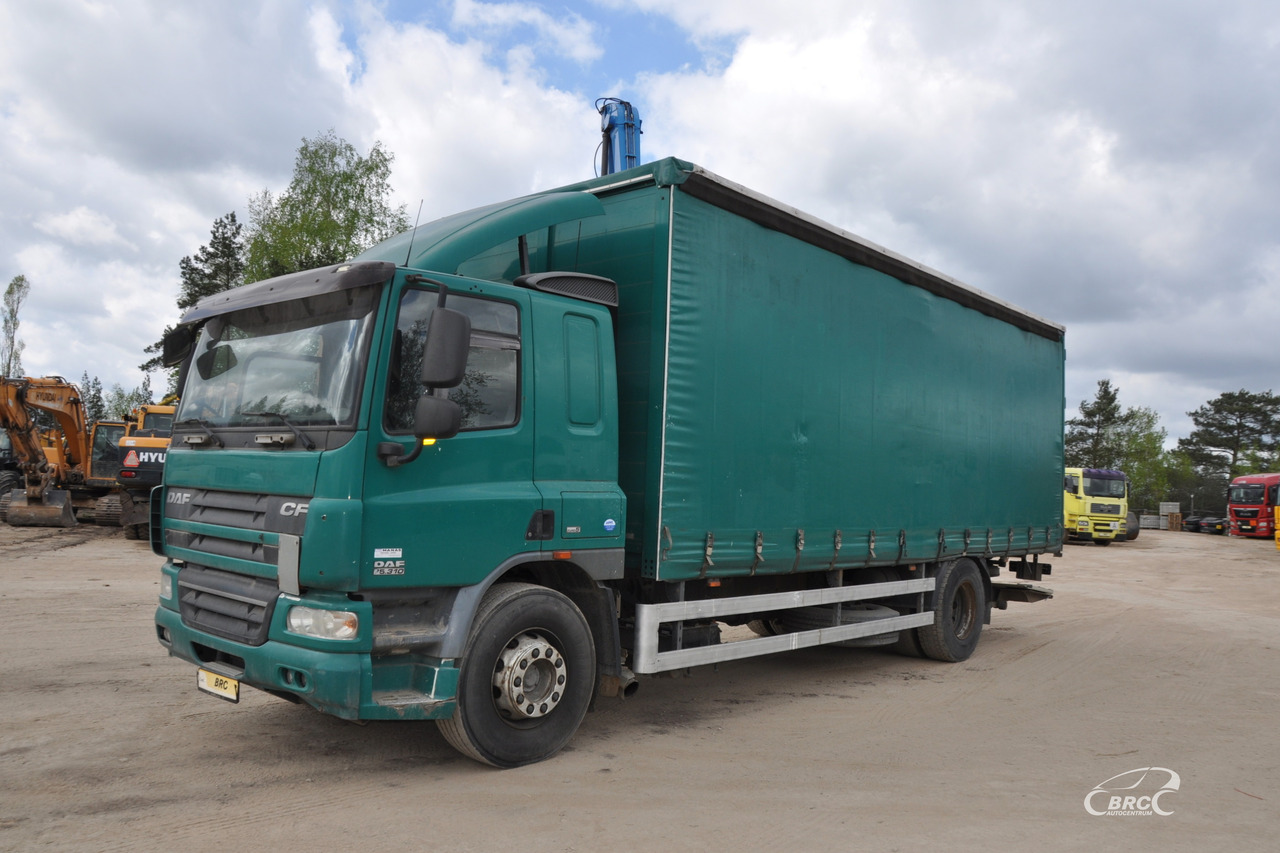 DAF CF 75.310 - 侧帘卡车:图1 DAF CF 75.310 - 侧帘卡车:图1
