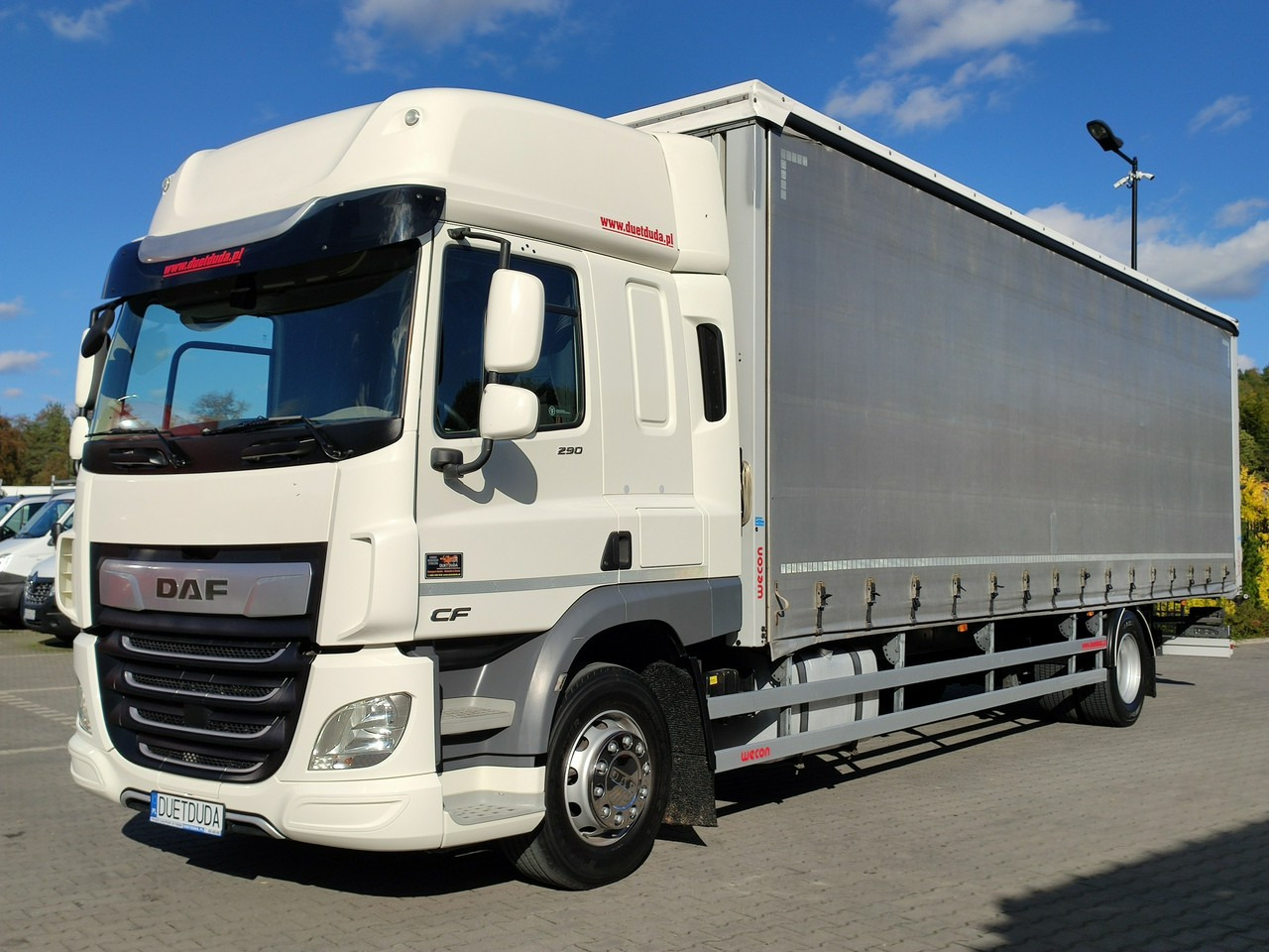 DAF CF 290 E6 Firana Tył Drzwi Dach Podnoszony / Zsuwany Długi 9.30m - 侧帘卡车:图2 DAF CF 290 E6 Firana Tył Drzwi Dach Podnoszony / Zsuwany Długi 9.30m - 侧帘卡车:图2