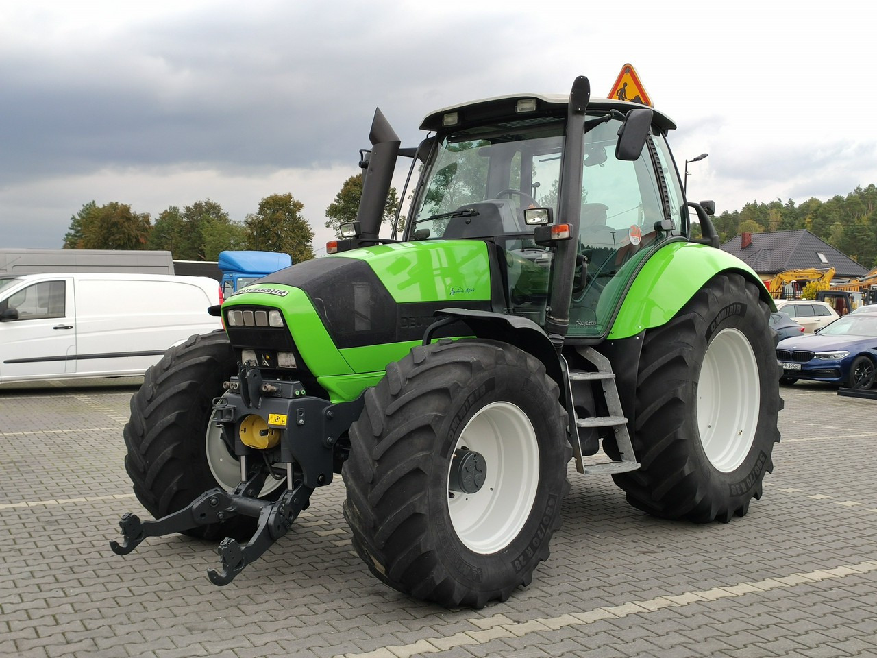 Deutz Fahr Agrotron M620 4x4 Przedni Tuz Wałek W.O.M Wyjścia do Przyczepy - 拖拉机:图1 Deutz Fahr Agrotron M620 4x4 Przedni Tuz Wałek W.O.M Wyjścia do Przyczepy - 拖拉机:图1