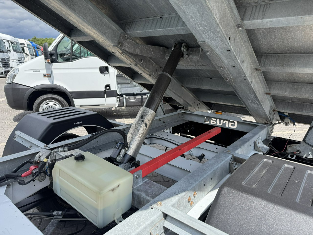 翻斗货车 Ford Transit:图12 翻斗货车 Ford Transit:图12