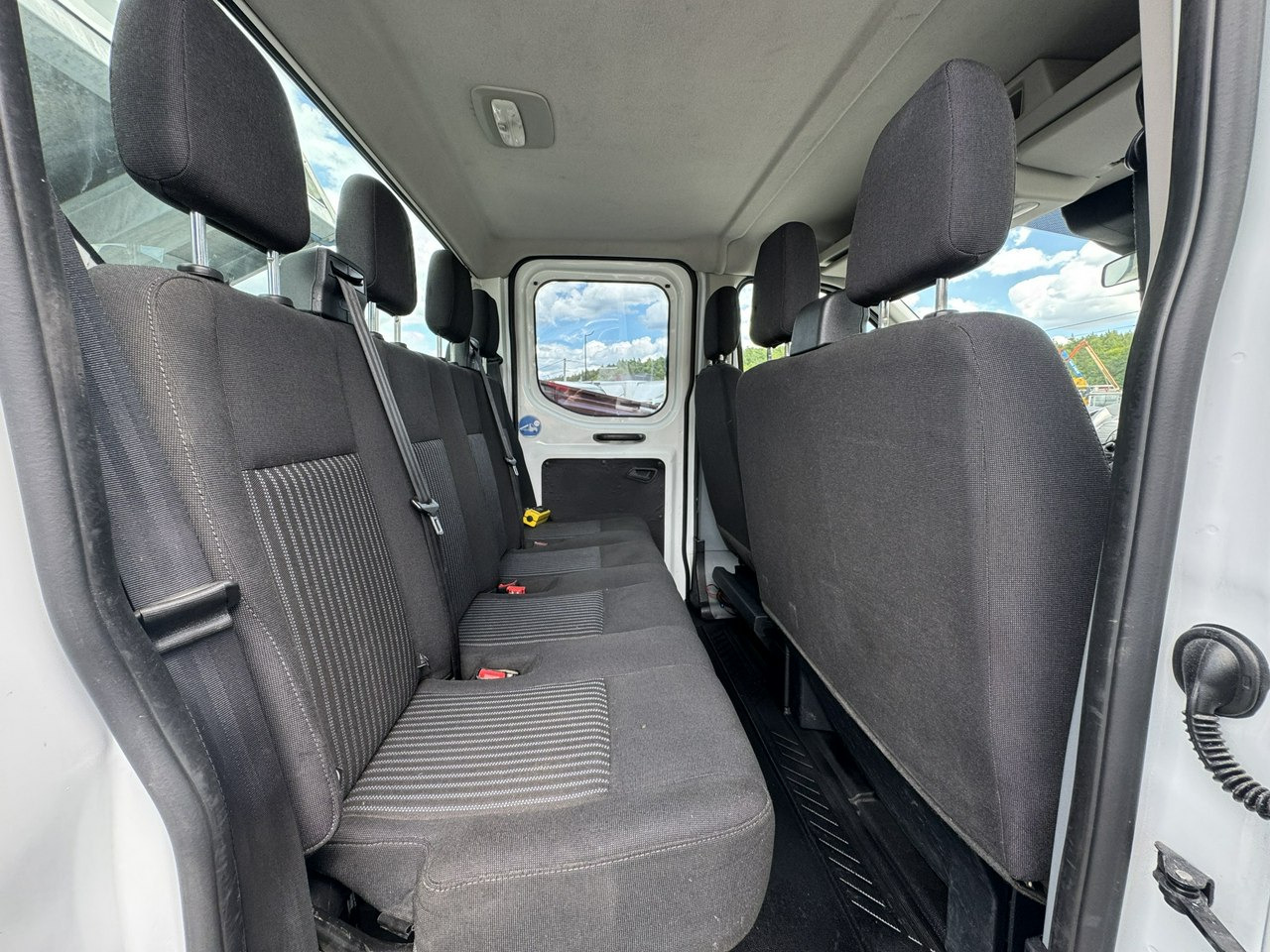 翻斗货车 Ford Transit:图32 翻斗货车 Ford Transit:图32