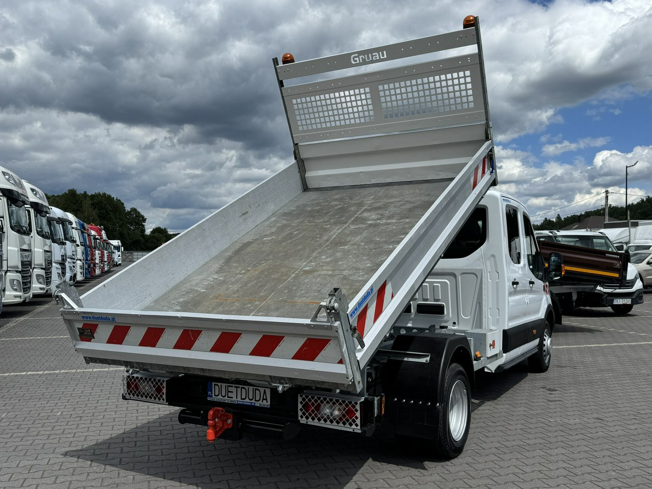 翻斗货车 Ford Transit:图19 翻斗货车 Ford Transit:图19