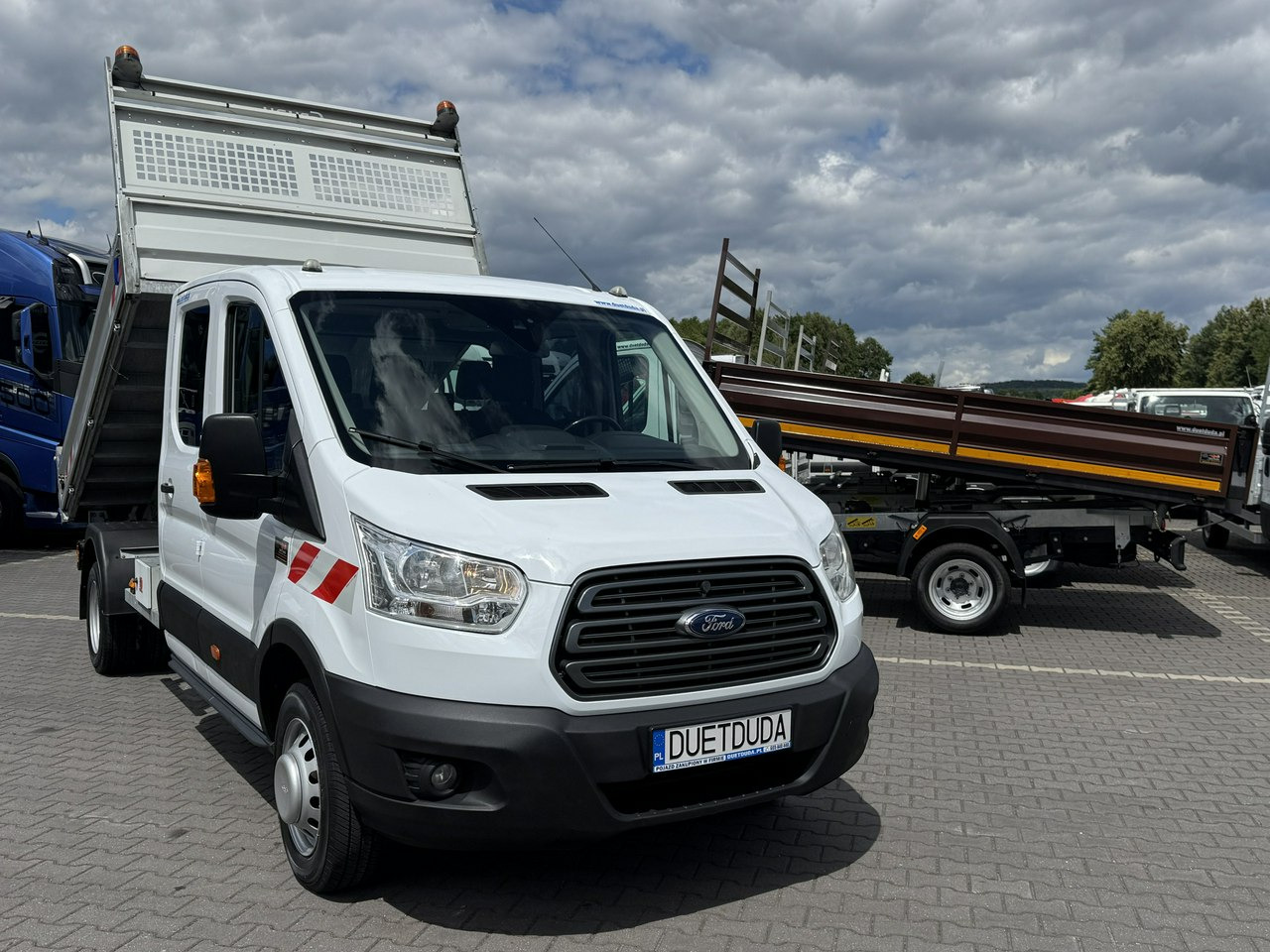 Ford Transit - 翻斗货车:图2 Ford Transit - 翻斗货车:图2