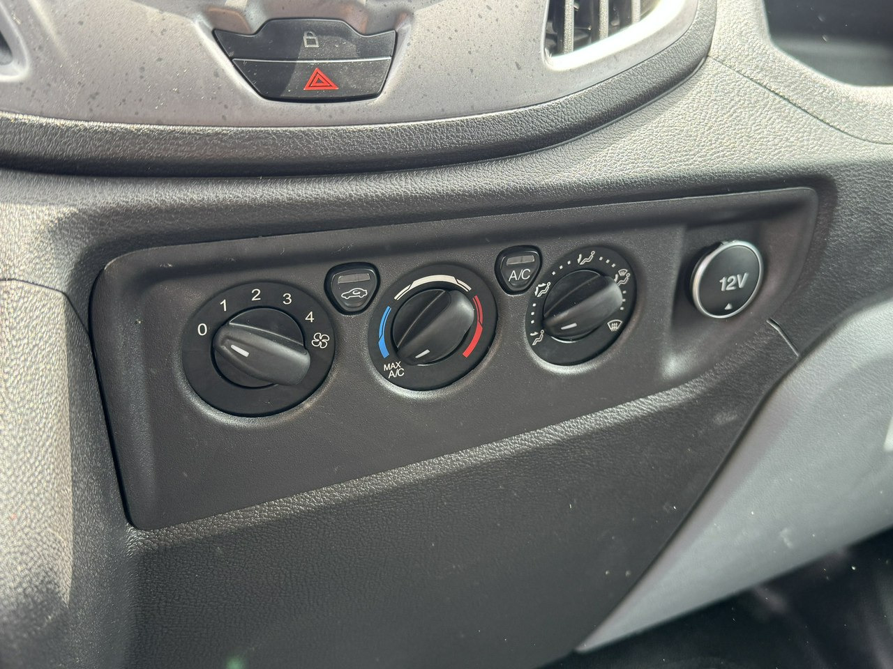 翻斗货车 Ford Transit:图26 翻斗货车 Ford Transit:图26