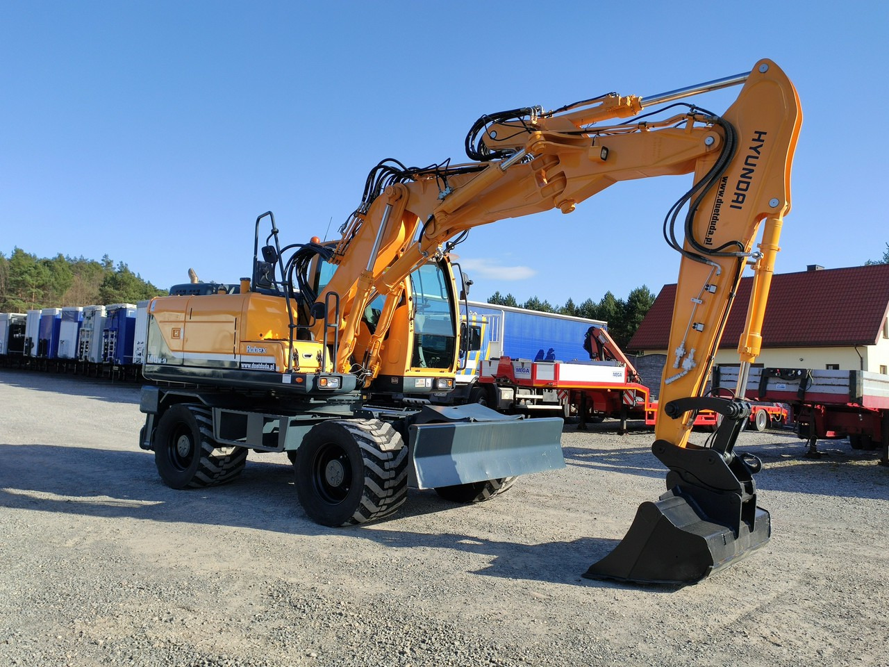 Hyundai 140W-9 Łyżka Skarpowa+Szybko Złącze !!! STAN Bardzo Dobry !!! - 轮式挖掘机:图2 Hyundai 140W-9 Łyżka Skarpowa+Szybko Złącze !!! STAN Bardzo Dobry !!! - 轮式挖掘机:图2