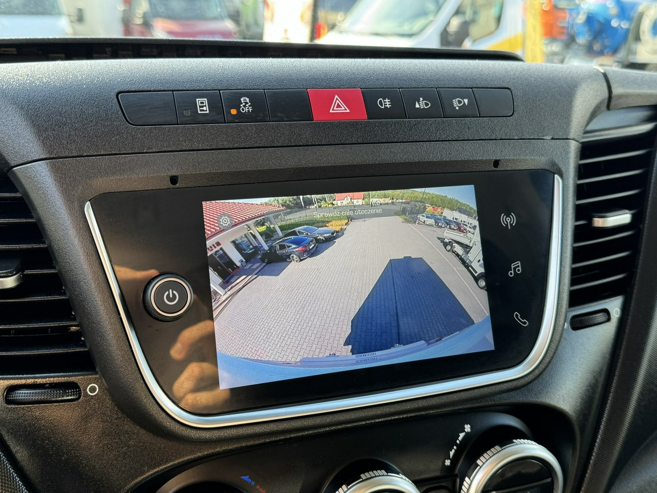 厢式货车 Iveco Daily 35C14：图30