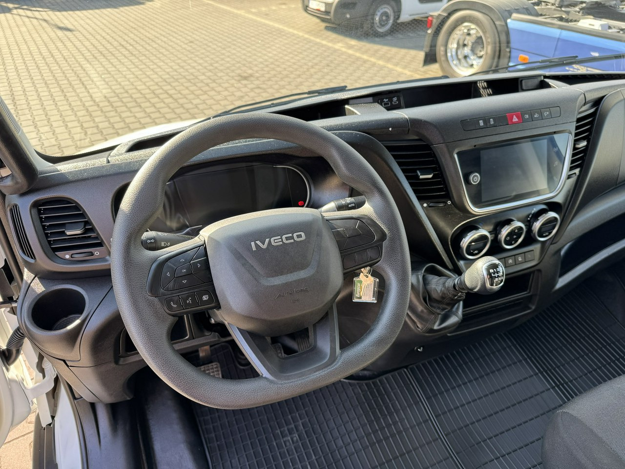 厢式货车 Iveco Daily 35C14：图26