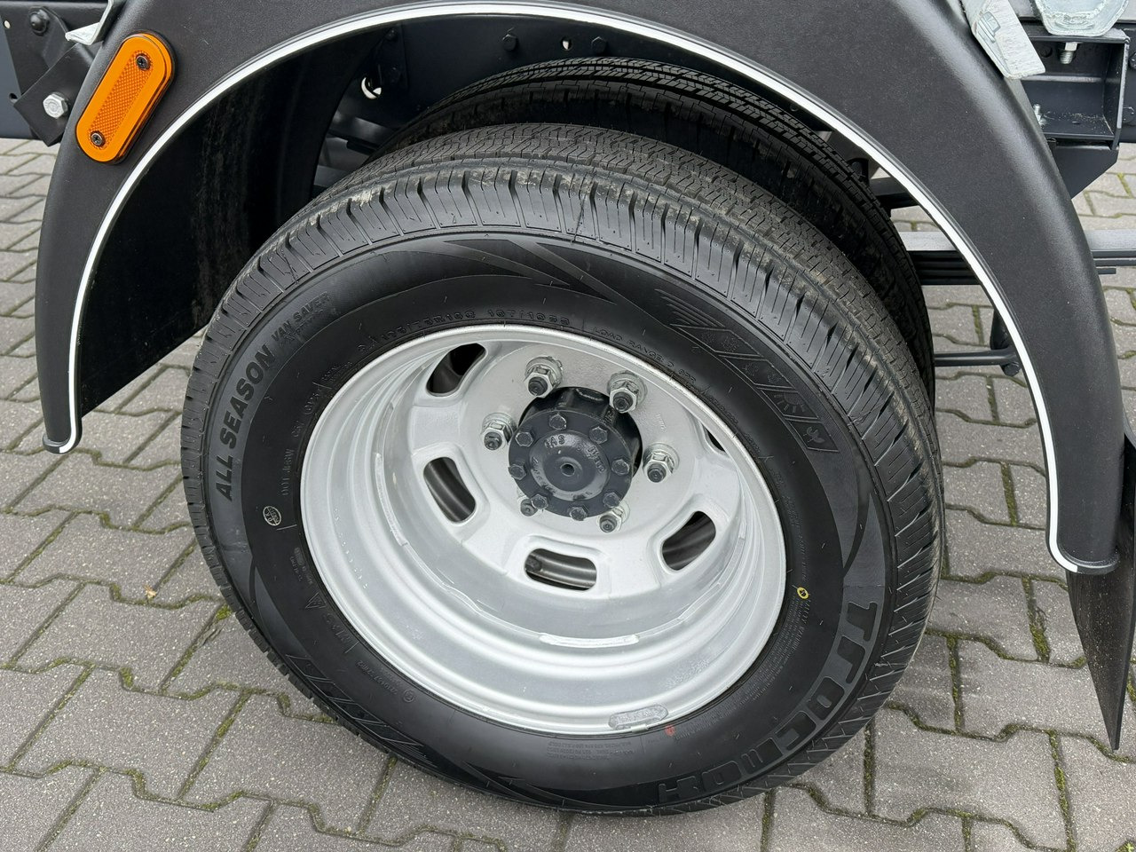 Iveco Daily 35C16 V - 翻斗货车:图5 Iveco Daily 35C16 V - 翻斗货车:图5