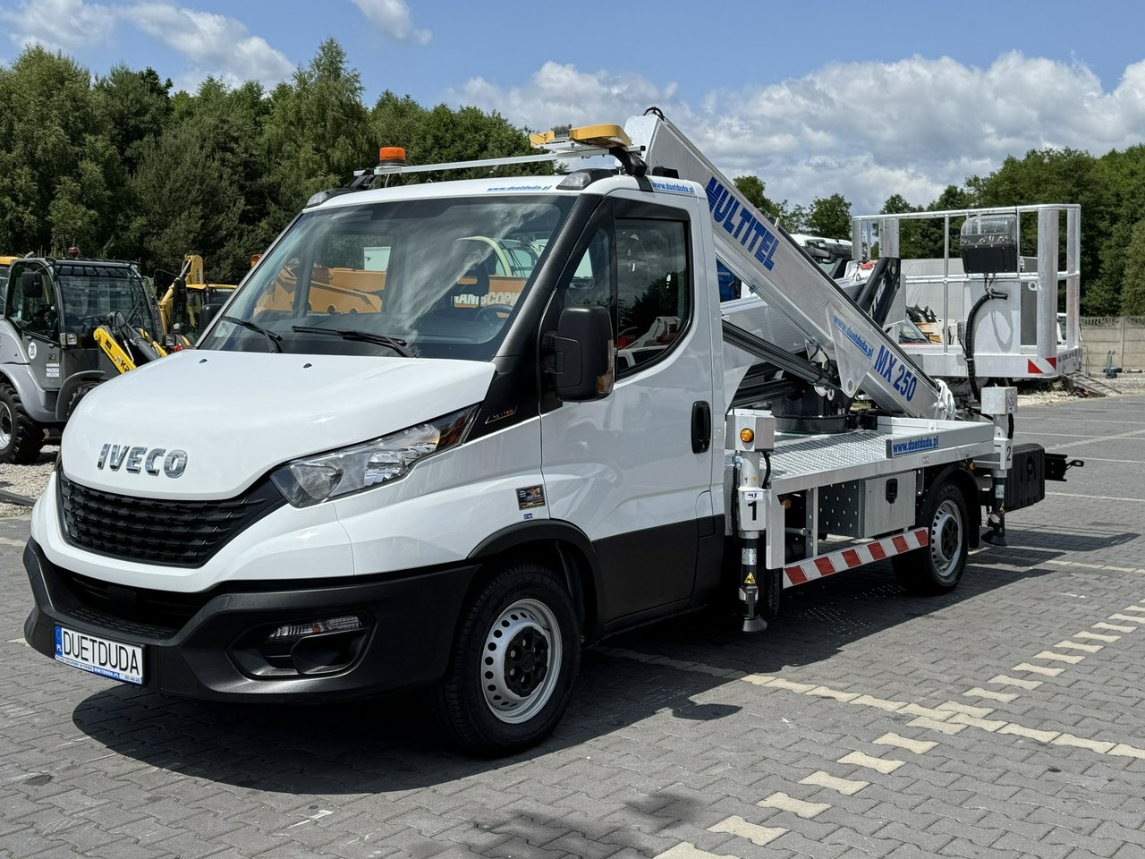 车载空中平台 Iveco Daily 35S14:图10 车载空中平台 Iveco Daily 35S14:图10