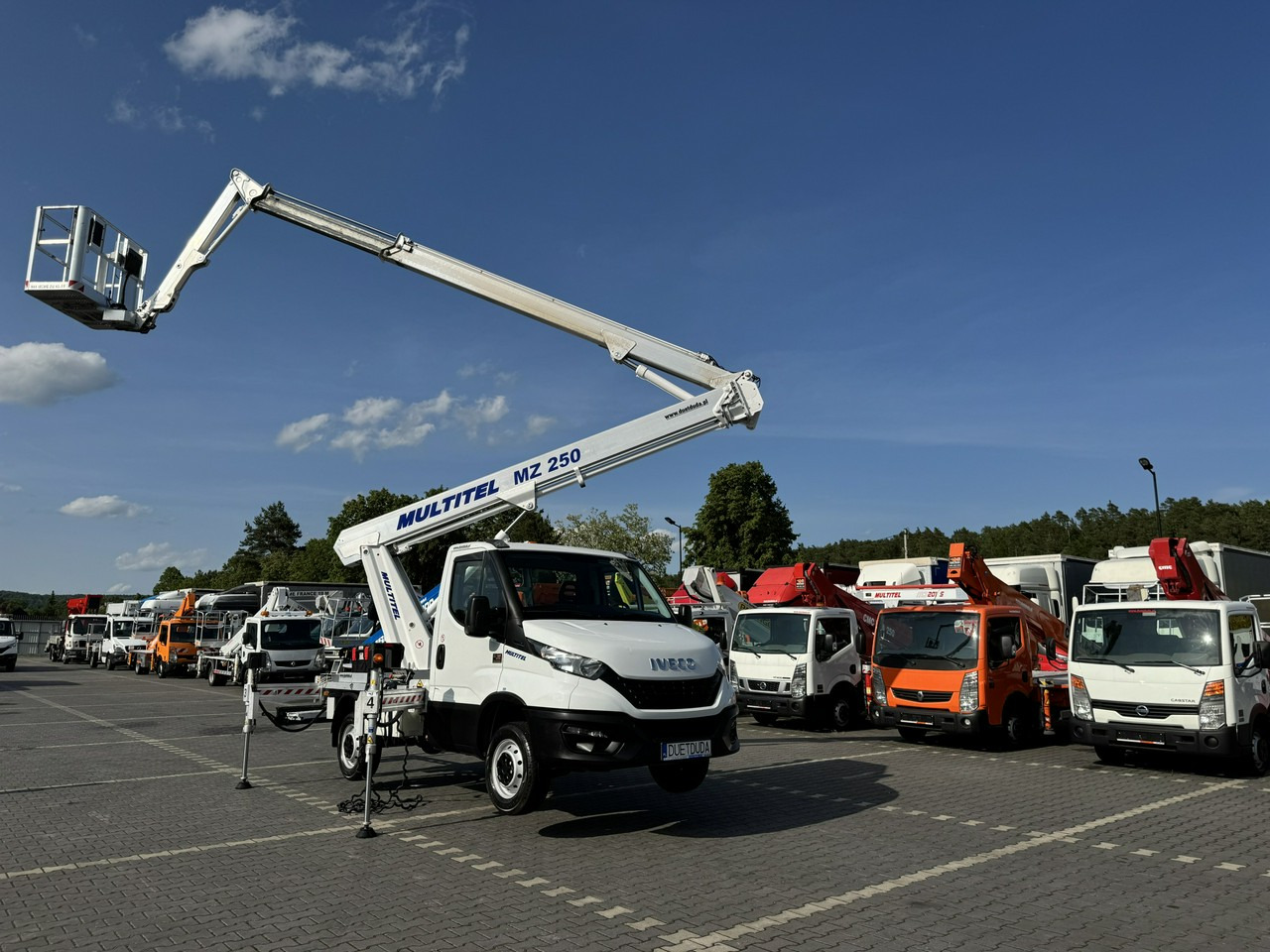 Iveco Daily 35S14 - 车载空中平台:图3 Iveco Daily 35S14 - 车载空中平台:图3