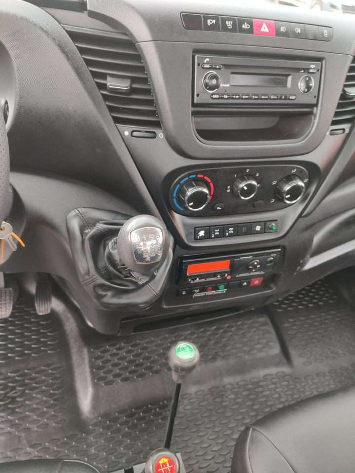 Iveco Daily 55S17W 4x4 Zwyżka 19m Versalift Lat 55 TB Time France 租赁 Iveco Daily 55S17W 4x4 Zwyżka 19m Versalift Lat 55 TB Time France：图24