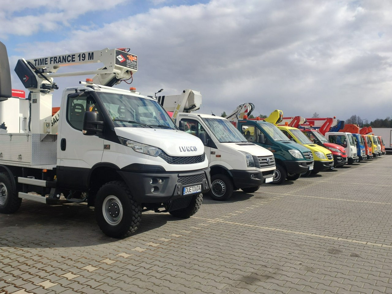 Iveco Daily 55S17W 4x4 Zwyżka 19m Versalift Lat 55 TB Time France 租赁 Iveco Daily 55S17W 4x4 Zwyżka 19m Versalift Lat 55 TB Time France：图15