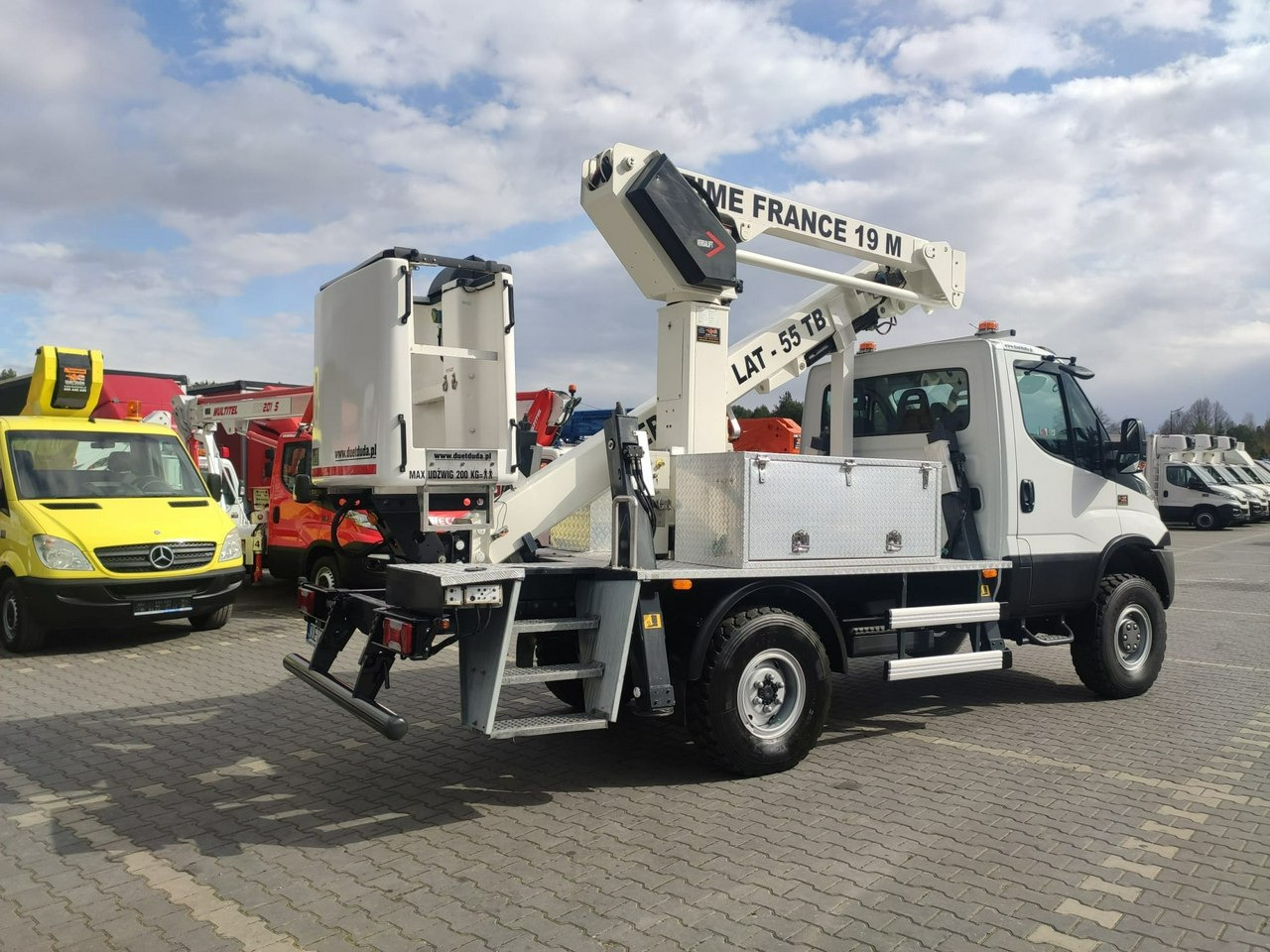 Iveco Daily 55S17W 4x4 Zwyżka 19m Versalift Lat 55 TB Time France 租赁 Iveco Daily 55S17W 4x4 Zwyżka 19m Versalift Lat 55 TB Time France：图18