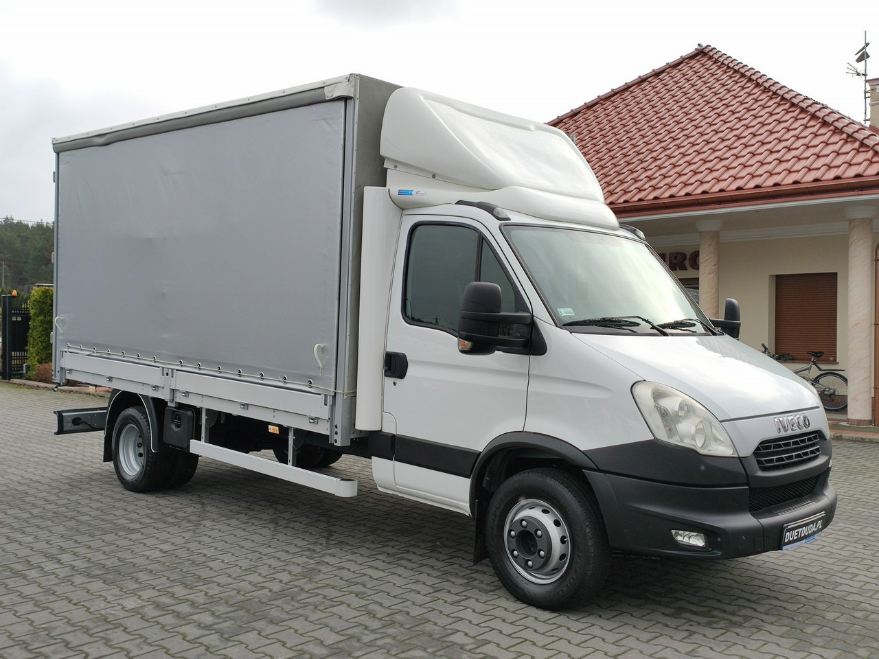 Iveco Daily 70C17 Firana Tył Drzwi Zadbany w Pełni Sprawny Super Stan - 侧帘货车:图1 Iveco Daily 70C17 Firana Tył Drzwi Zadbany w Pełni Sprawny Super Stan - 侧帘货车:图1