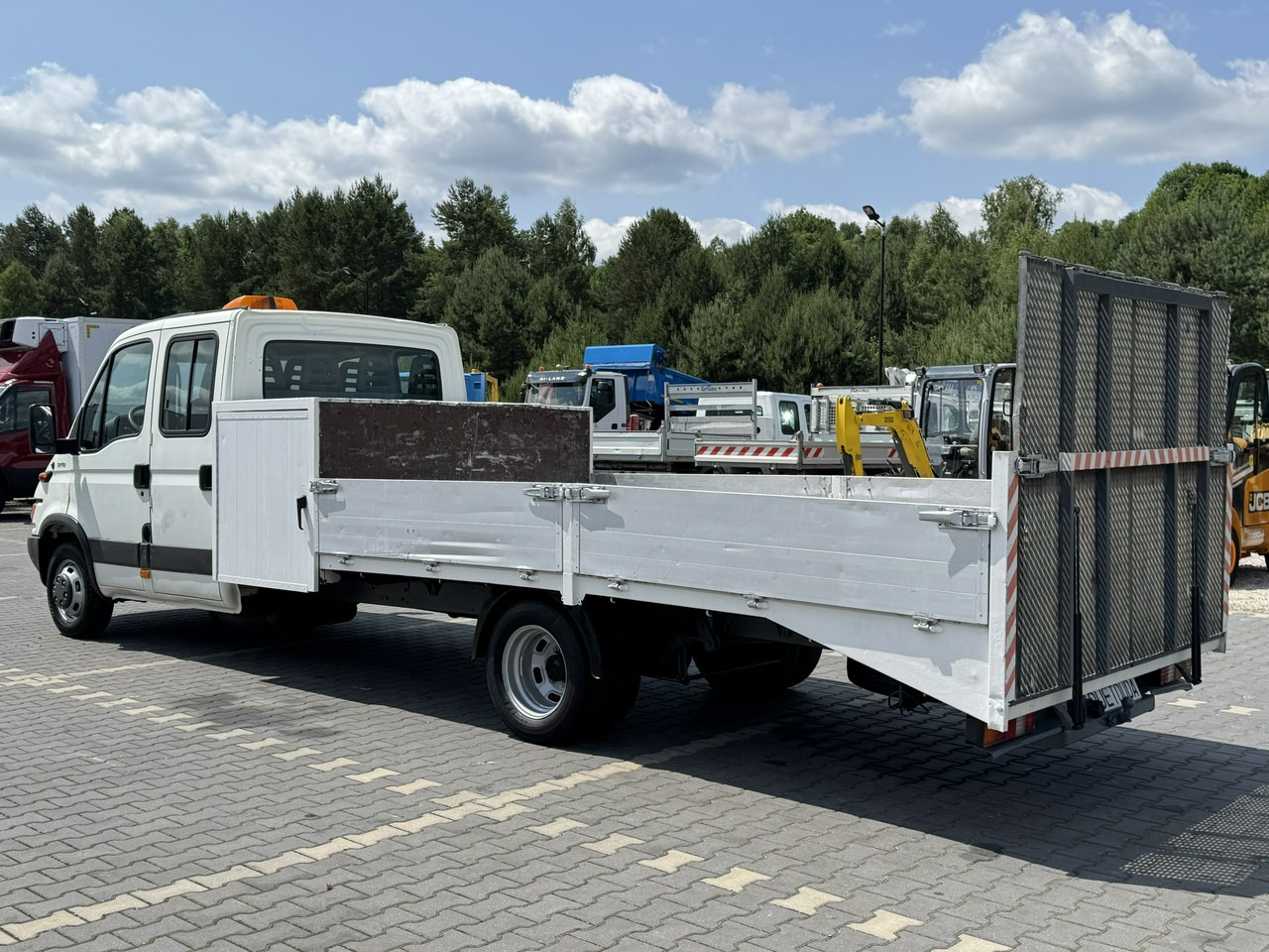 拖吊车 Iveco Daily：图11